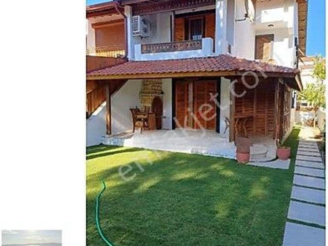Ilıca Mahallesi, Çeşme içerisinde satılık Villa