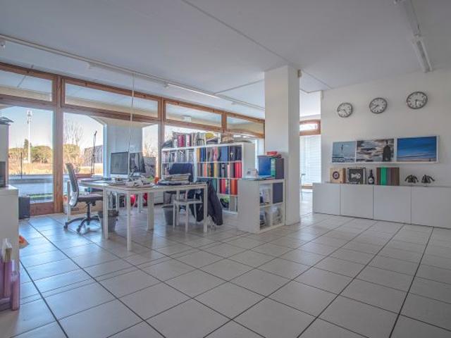 Ufficio in affitto a Casali Osellin, Reana Del Roiale