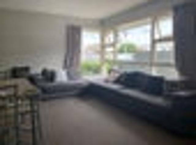 House for rent in Chaslands, Canterbury