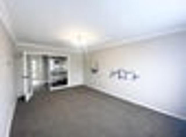 House for rent in Chaslands, Canterbury