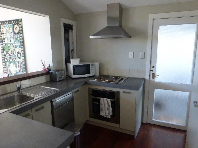 Apartment for rent in Chaslands, Canterbury