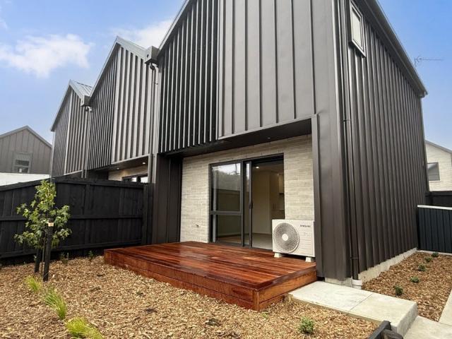 House for rent in Chaslands, Canterbury