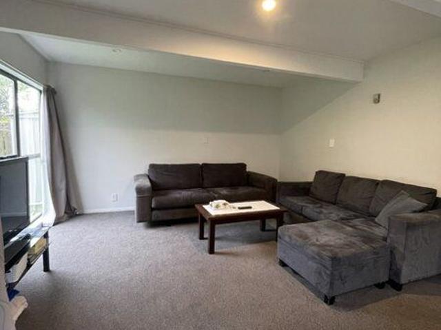 Room for rent in Chaslands, Canterbury