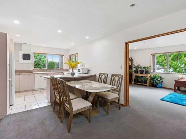 House for rent in Chaslands, Canterbury