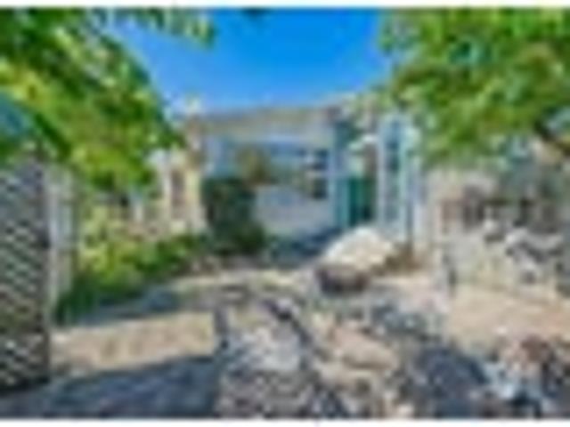 House for rent in Chaslands, Canterbury