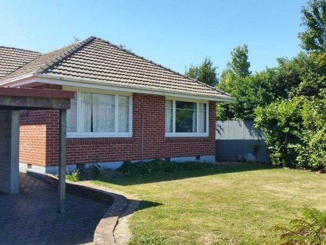 House for rent in Chaslands, Canterbury