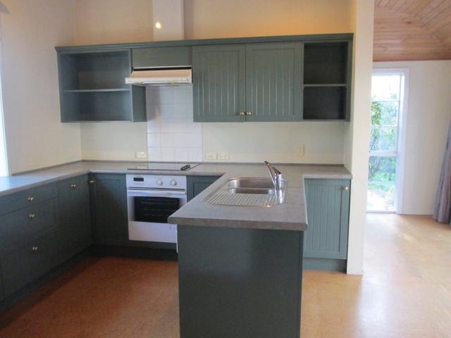 House for rent in Chaslands, Canterbury