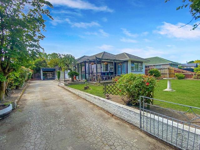 House for rent in Chaslands, Canterbury