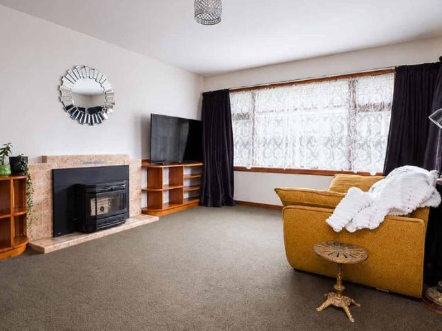 House for rent in Chaslands, Canterbury
