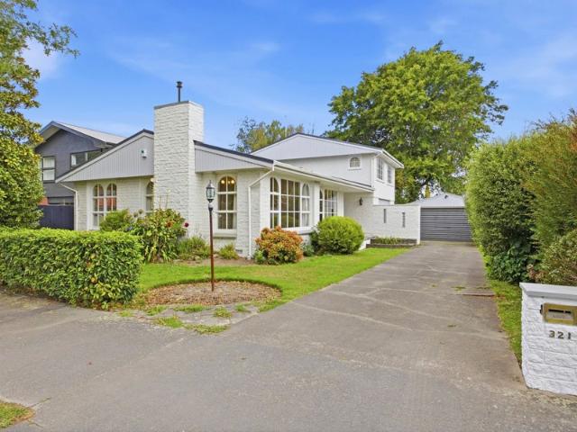 House for rent in Chaslands, Canterbury