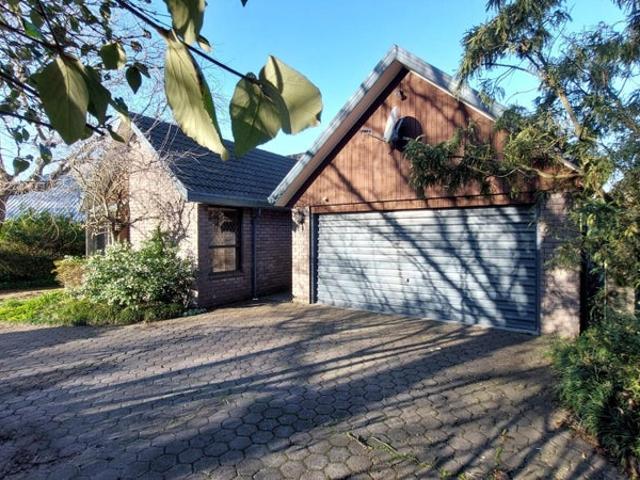 House for rent in Chaslands, Canterbury
