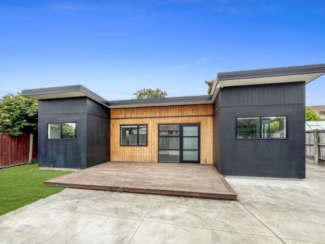 House for rent in Chaslands, Canterbury