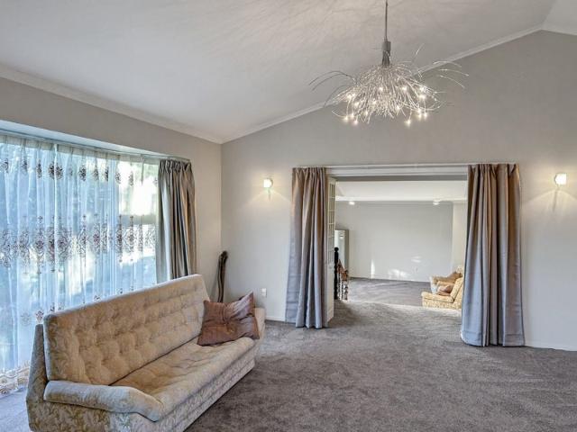 House for rent in Chaslands, Canterbury
