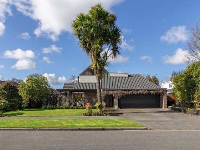 House for rent in Chaslands, Canterbury