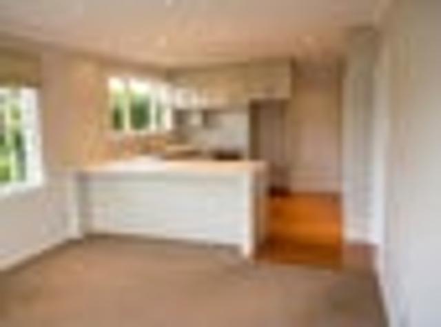 House for rent in Chaslands, Canterbury