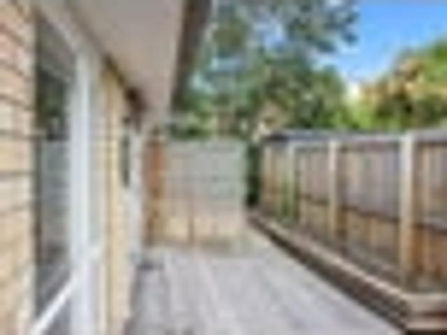 House for rent in Chaslands, Canterbury