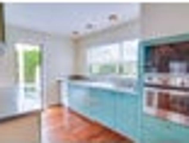 Apartment for rent in Chaslands, Canterbury