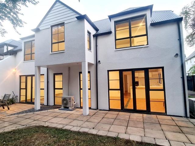 House for rent in Chaslands, Canterbury