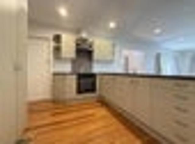 House for rent in Chaslands, Canterbury