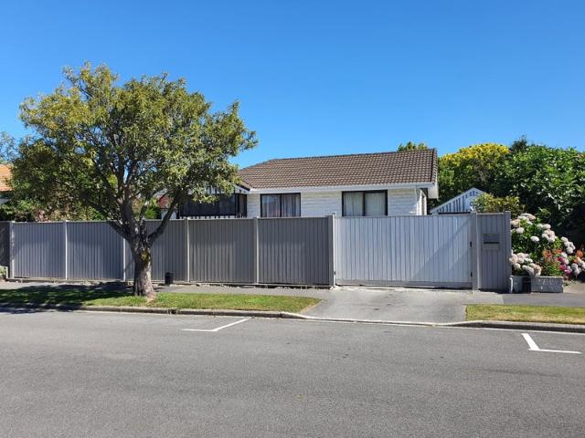 House for rent in Chaslands, Canterbury