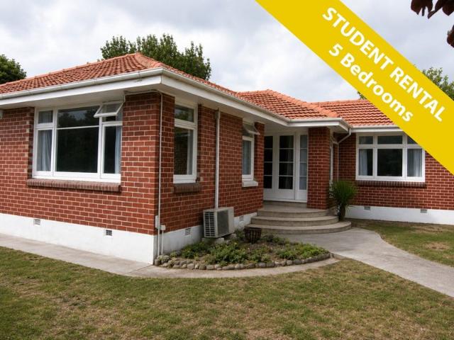 House for rent in Chaslands, Canterbury