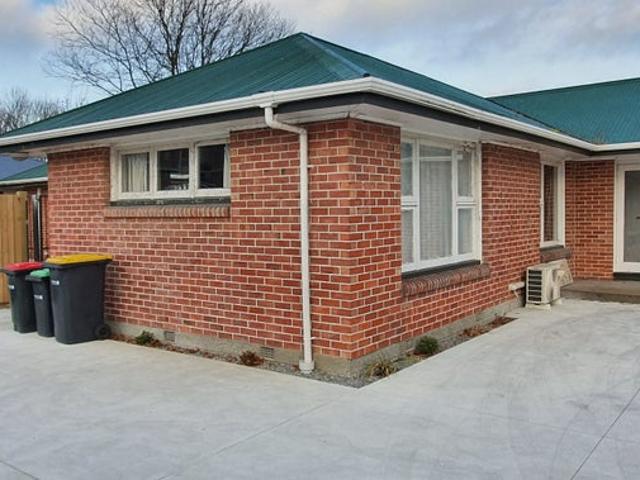 House for rent in Chaslands, Canterbury
