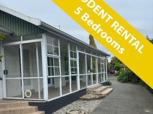 House for rent in Chaslands, Canterbury
