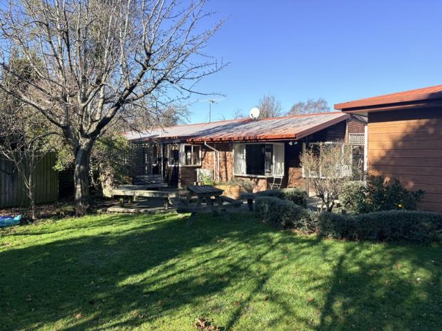 House for rent in Chaslands, Canterbury