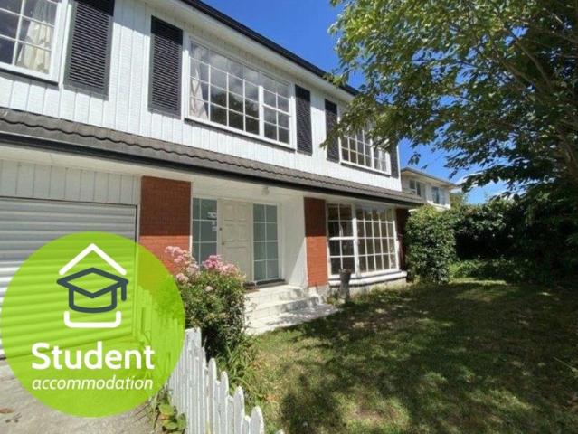 House for rent in Chaslands, Canterbury