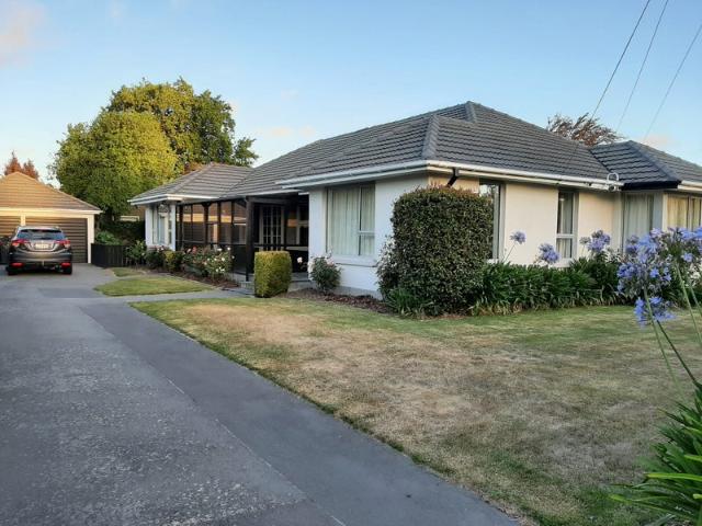 House for rent in Chaslands, Canterbury