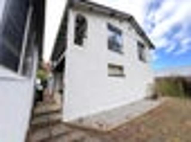 House for rent in Chaslands, Canterbury