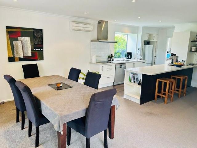 House for rent in Chaslands, Canterbury