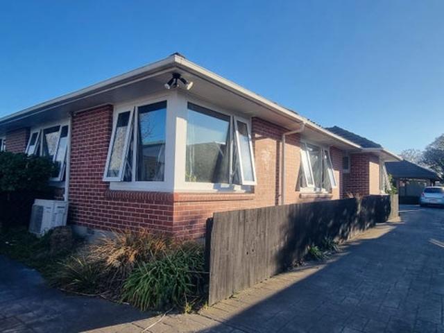 House for rent in Chaslands, Canterbury