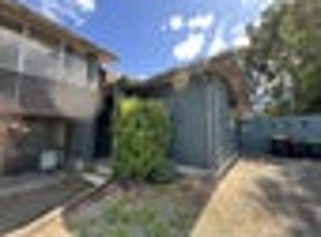 House for rent in Chaslands, Canterbury