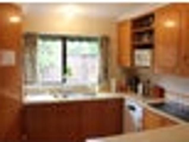 House for rent in Chaslands, Canterbury