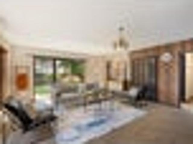 House for rent in Chaslands, Canterbury