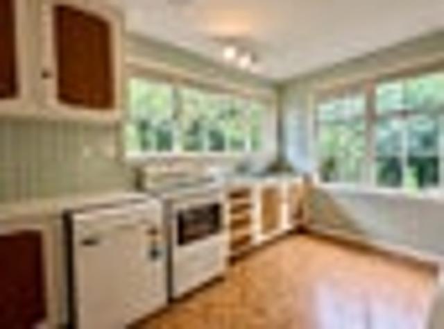 House for rent in Chaslands, Canterbury