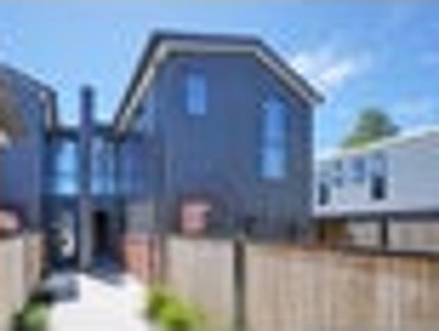 Townhouse for rent in Ilam, Canterbury