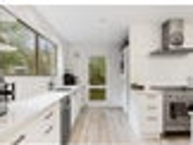 House for rent in Chaslands, Canterbury