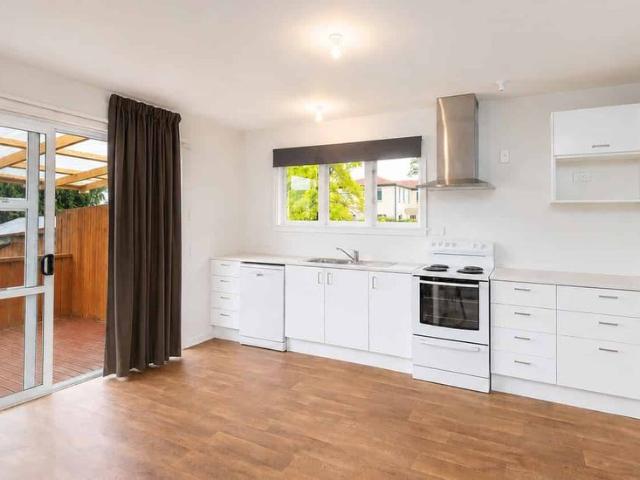 Room for rent in Chaslands, Canterbury