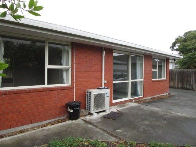 House for rent in Chaslands, Canterbury