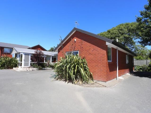 House for rent in Chaslands, Canterbury