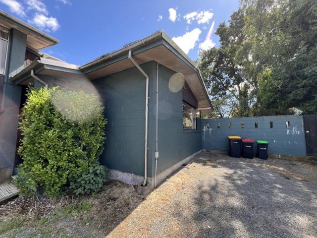 House for rent in Chaslands, Canterbury