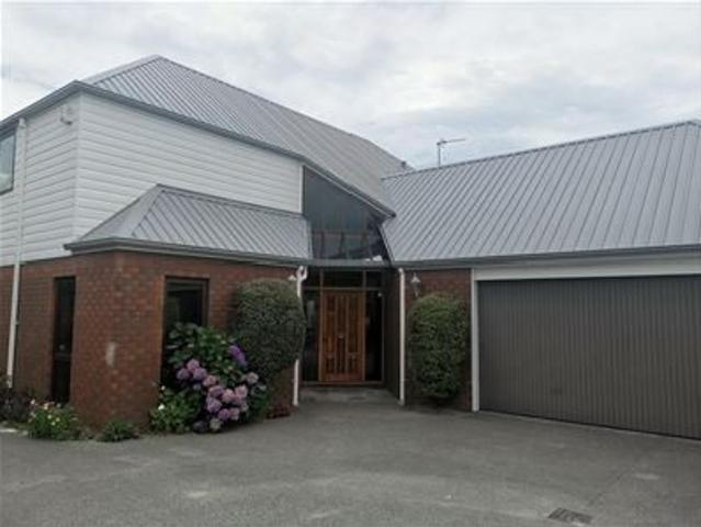 House for rent in Chaslands, Canterbury