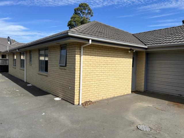 House for rent in Chaslands, Canterbury