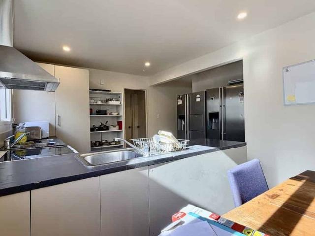 Apartment for rent in Chaslands, Canterbury