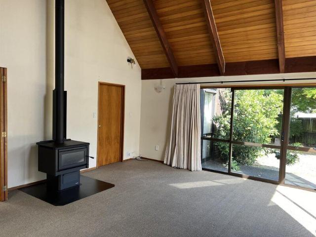 Room for rent in Chaslands, Canterbury