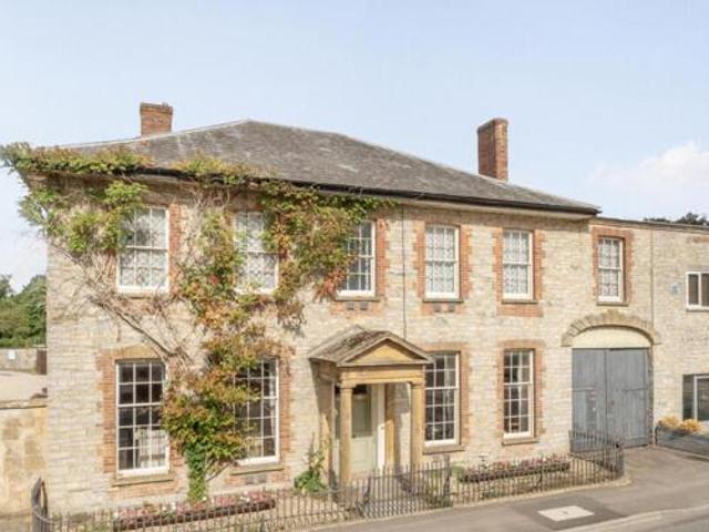House for sale in Yeovil, Somerset