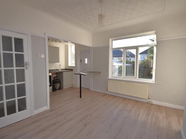 House for rent in Calderstones