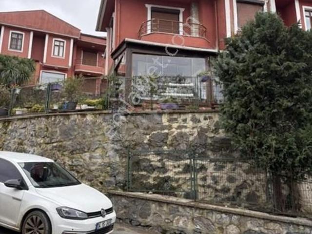 Ahmetli Mahallesi, Şile içerisinde satılık Villa